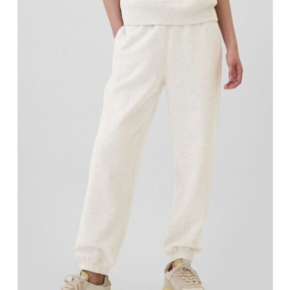 Gap 529031 Women's Sz Medium Pale Gray Heather Fleece Jogger Pants - Picture 10 of 10